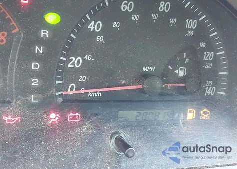 2002 Toyota Camry Le V6 z USA, uszkodzony, nr VIN 4T1BF32KX2U030055